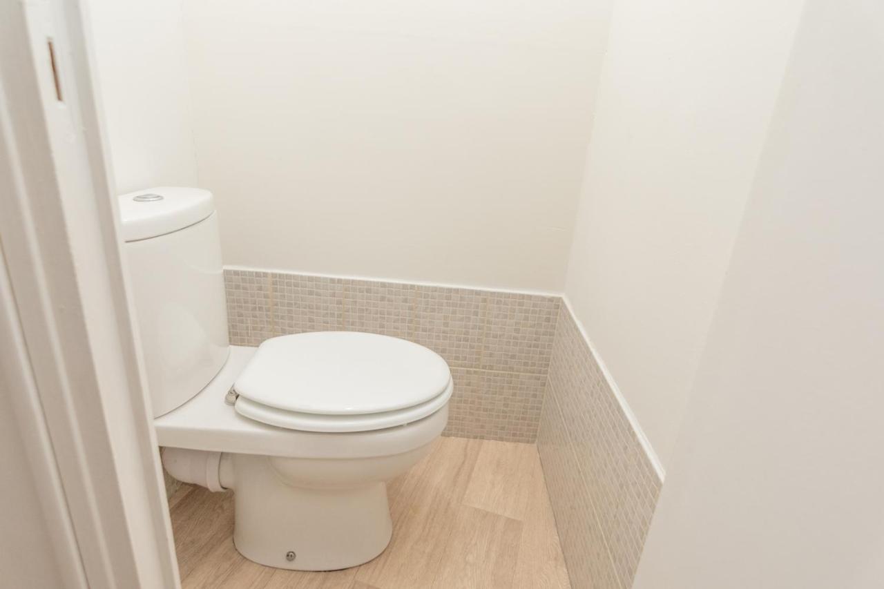 Appartement Cosy Au Centre Ville Avec Garage ชาลง-ซูร์-ซอน ภายนอก รูปภาพ