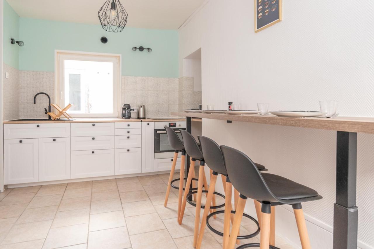 Appartement Cosy Au Centre Ville Avec Garage ชาลง-ซูร์-ซอน ภายนอก รูปภาพ